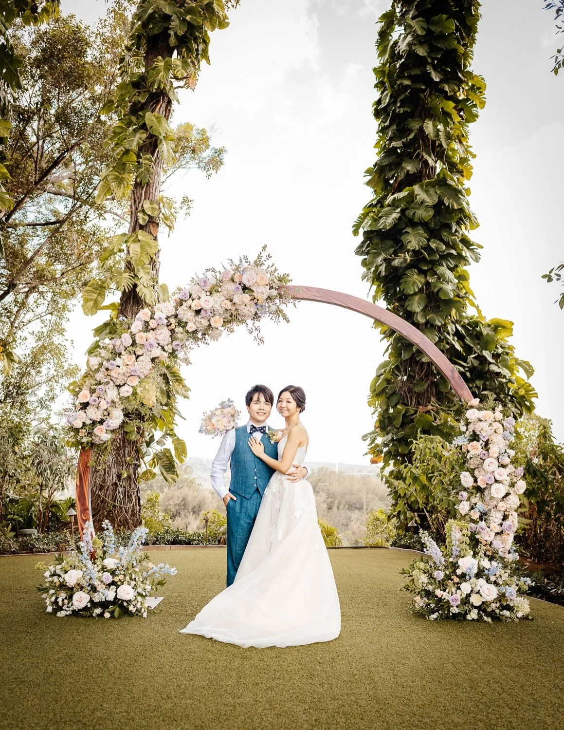 Mei &amp; Pei&rsquo;s wedding at Sunset Ranch on Oahu, Hawaii was such a sweet and beautiful vibe, a meaningful tea ceremony, tons of friends and family celebrating, fun games for the guests, the iconic VW Honu Bar, and the sweetest romantic portrait