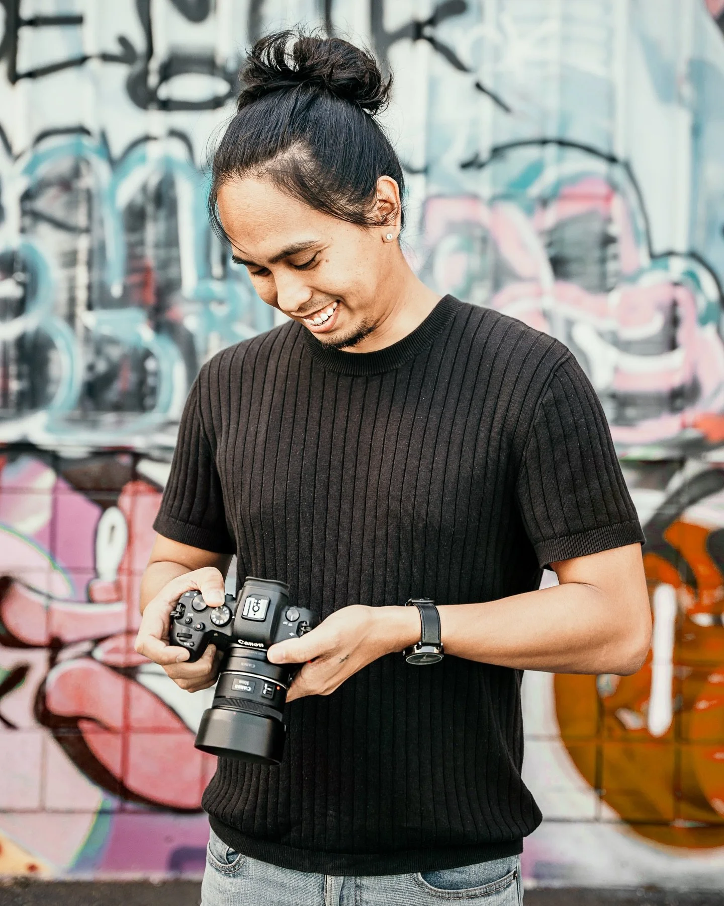 I&rsquo;m Eddy Nova, yes it&rsquo;s my real name. Cool right? I&rsquo;m a wedding photographer and videographer based here in Hawai&lsquo;i. I document love in a way that feels effortless, genuine, and true to the couple in front of me. To me, weddin