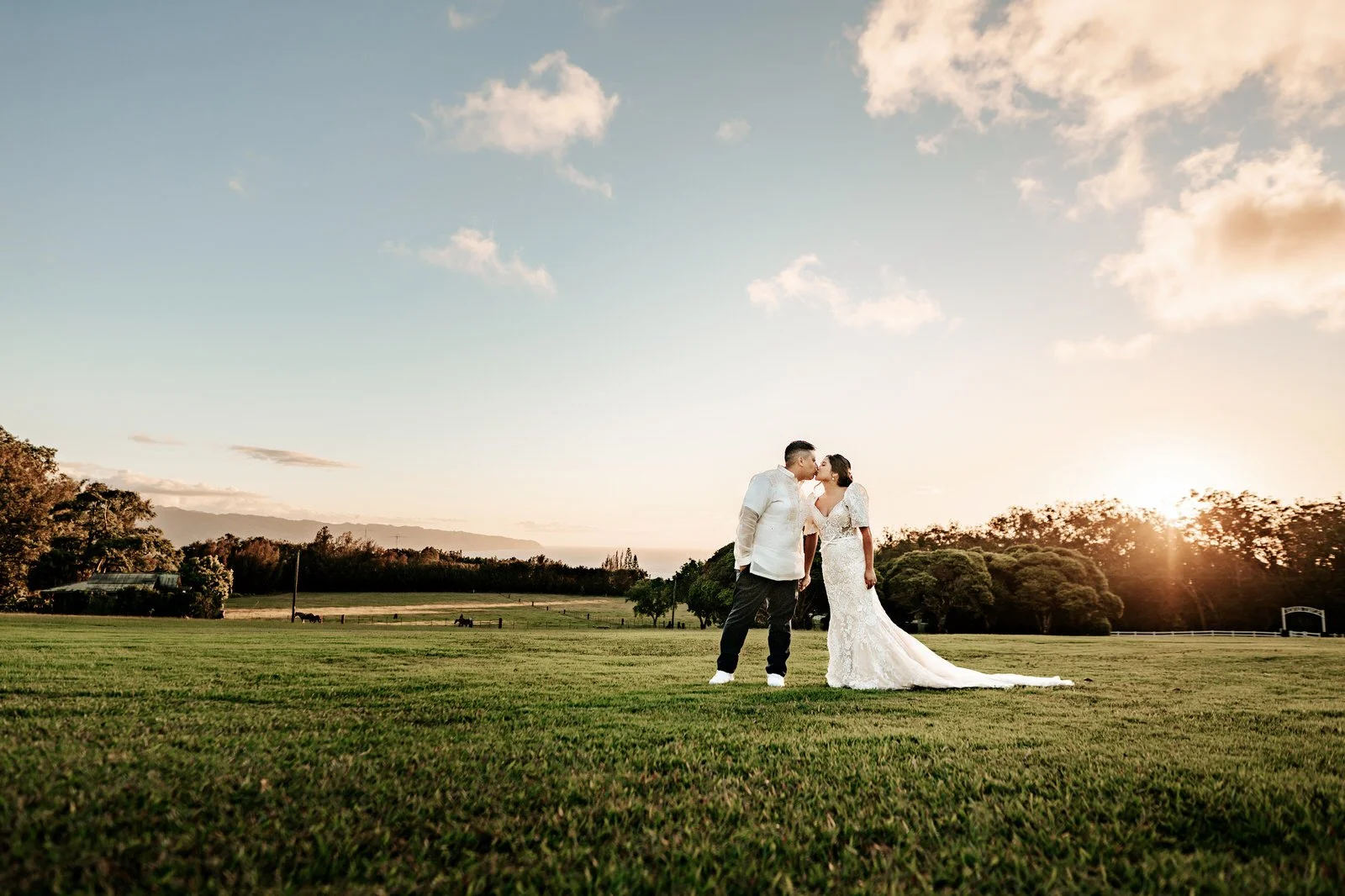 Allana and Leonardo got married at Sunset Ranch in North Shore on the beautiful island of Oahu, Hawaii.