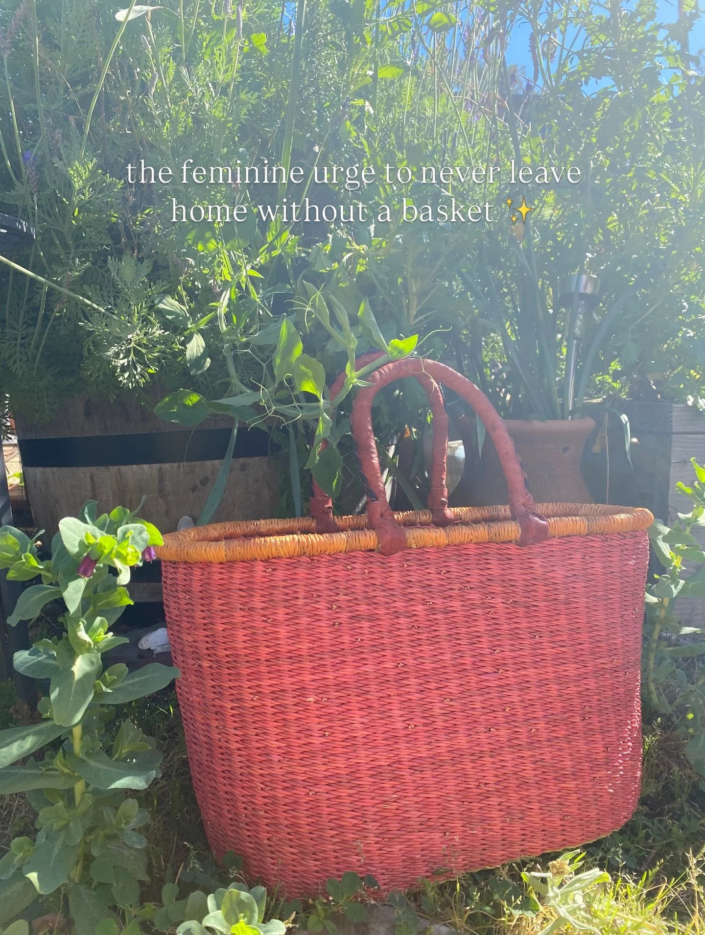 My baskets have definitely become an addiction. I cannot tell you how many that I have, but what I can tell you is that I use every single one of them.😝🧺💐

I love to use all natural baskets for forging and wildcrafting. Throughout history, women h