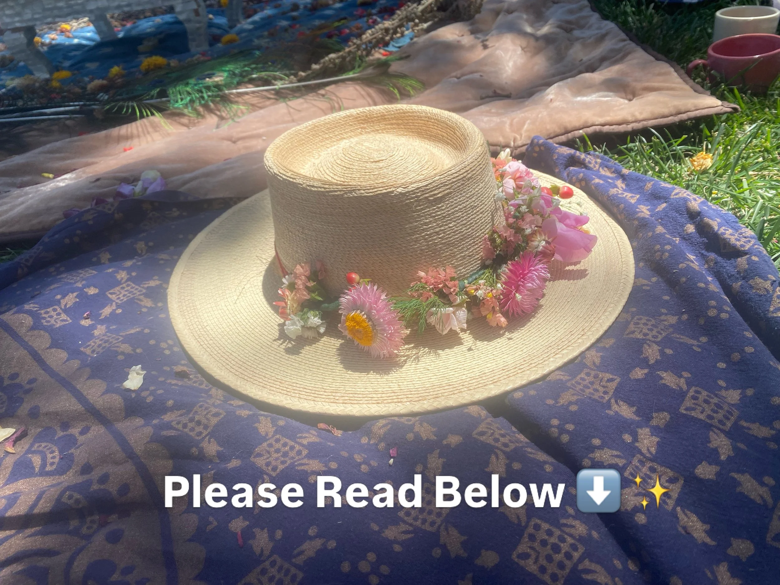 ✨Please Read ✨
I will be going on a witches pilgrimage for 2 weeks up in woods of Oregon. There isn&rsquo;t gonna be any Wi-Fi available so I will not be answering emails, sending out orders or posting on social media🌲

For those who are signing up 