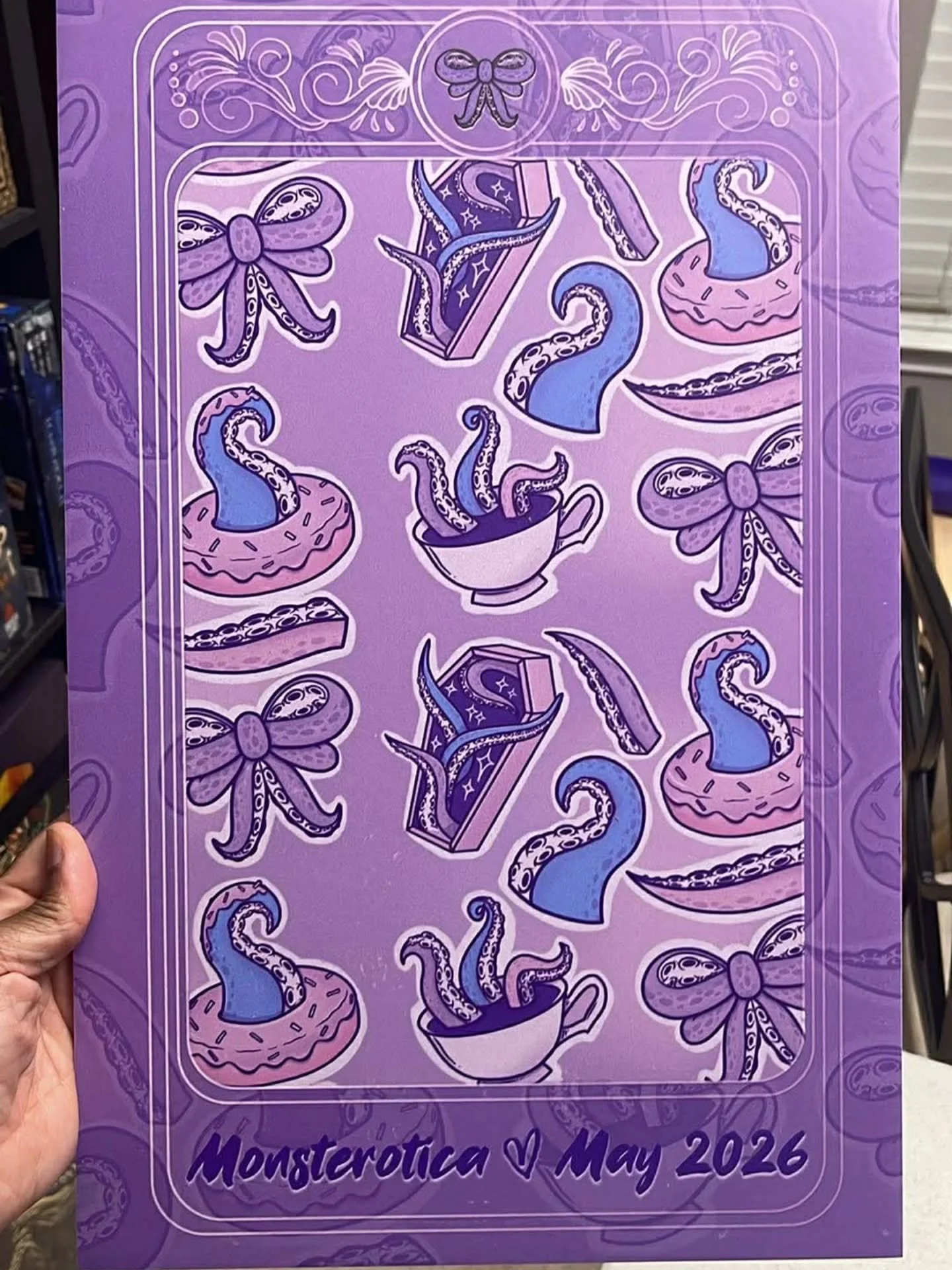 Eep! It's here! Made my sweet friend @book_nerd210 a signing board for @monsteroticabookcon ! Girl, hope you have the best time!!! 💕

#signingboards #bookevents #monstererotica