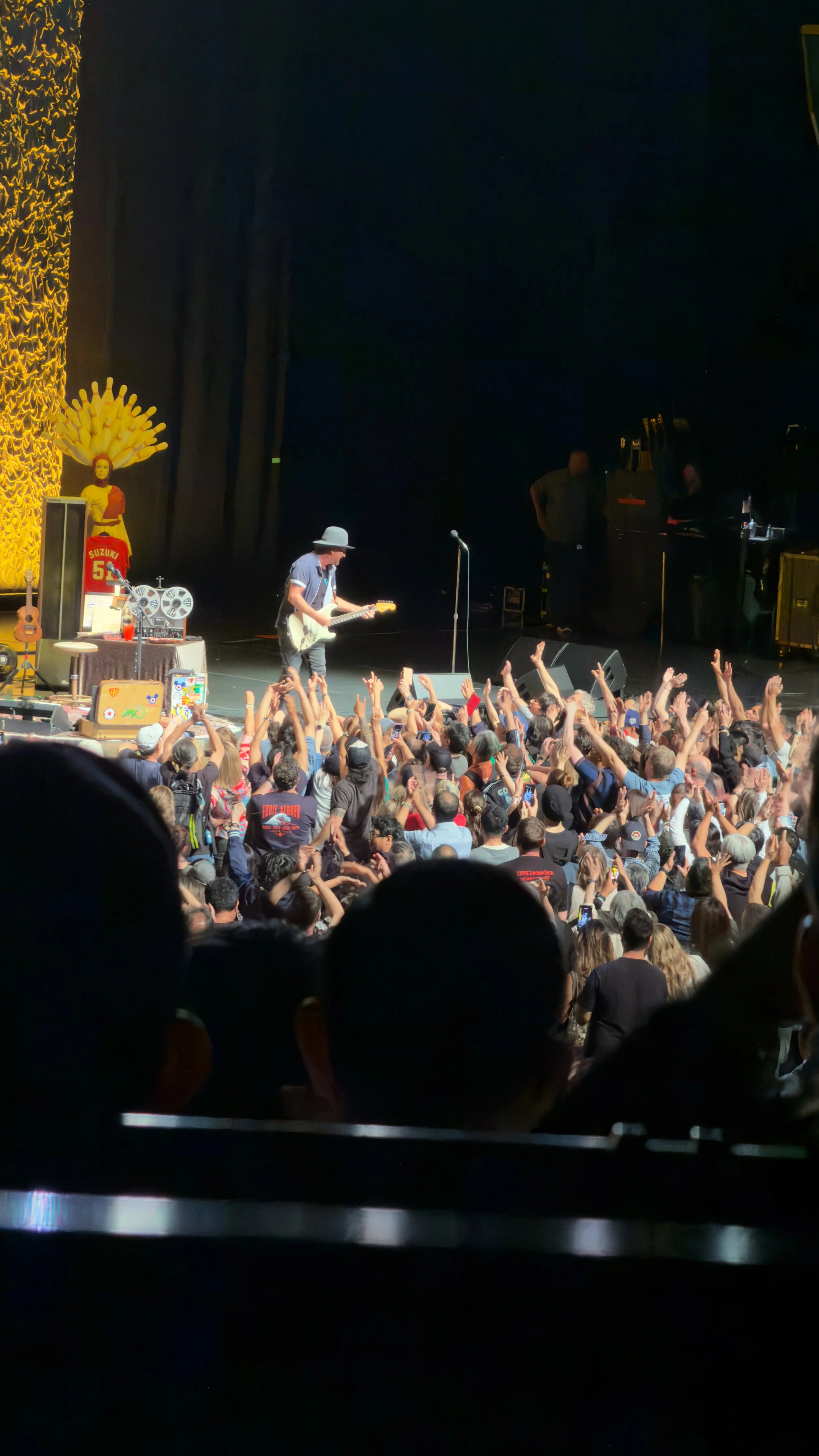 Neil Young's "Rockin In the Free World" final encore.