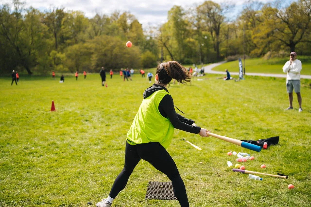 Teambuilding aktiviteter för företag – 25 idéer som stärker teamet