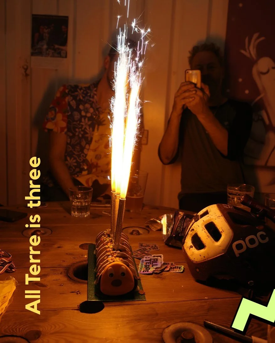 All Terre turned three last month. Thanks to everyone who braved the clouds and celebrated it! ⚡️

Three years of
💖 adventure rides
💕 film nights
💖 Bike Waffle
💕 maintenance sessions
💖 skills swaps
💕 Ride and Grind
💖 coaching and more!

What&r