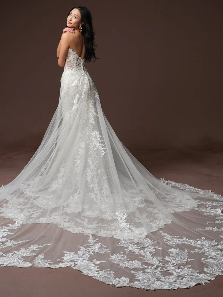 Maggie-Sottero-Estelle-Fit-and-Flare-Wedding-Dress-F6MK141A01-Alt58-IV066.jpg