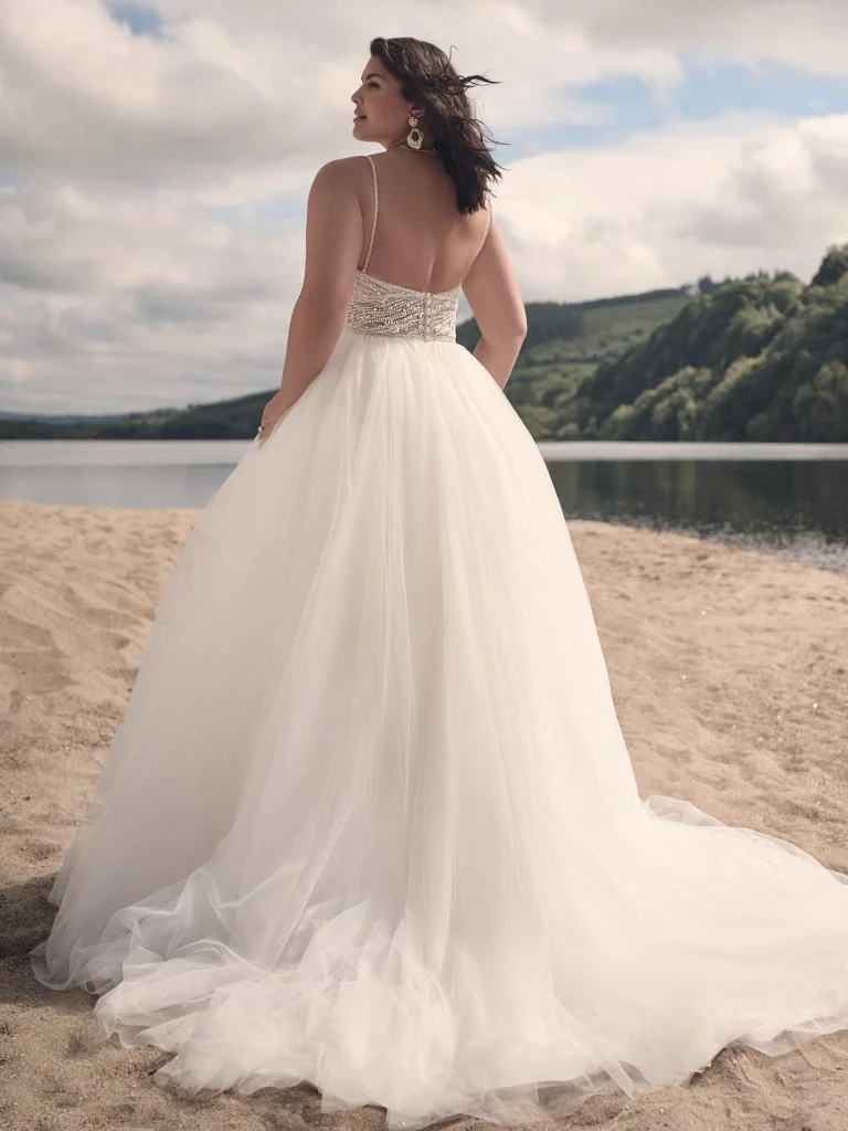 Sottero-and-Midgley-Royce-Ballgown-Wedding-Dress-23SS056A01-PROMO9-IV-Curve.jpg