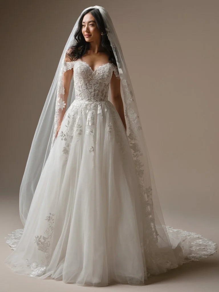Maggie-Sottero-Verina-Ballgown-Wedding-Dress-26MK465A01-Alt54-IV002.jpg