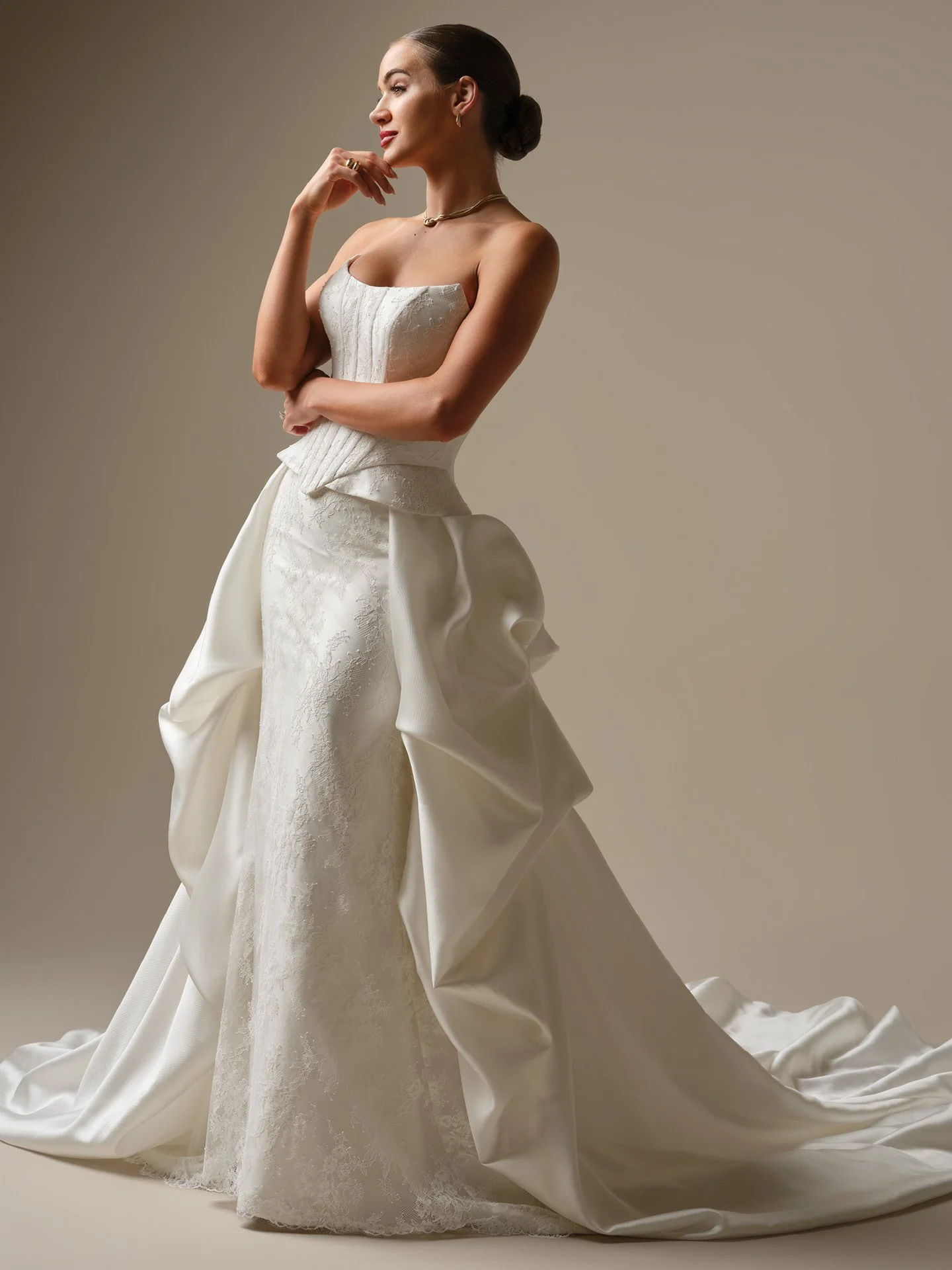 Sottero-and-Midgley-Lassen-Sheath-Wedding-Dress-26SS453A01-Alt52-IV002.jpg