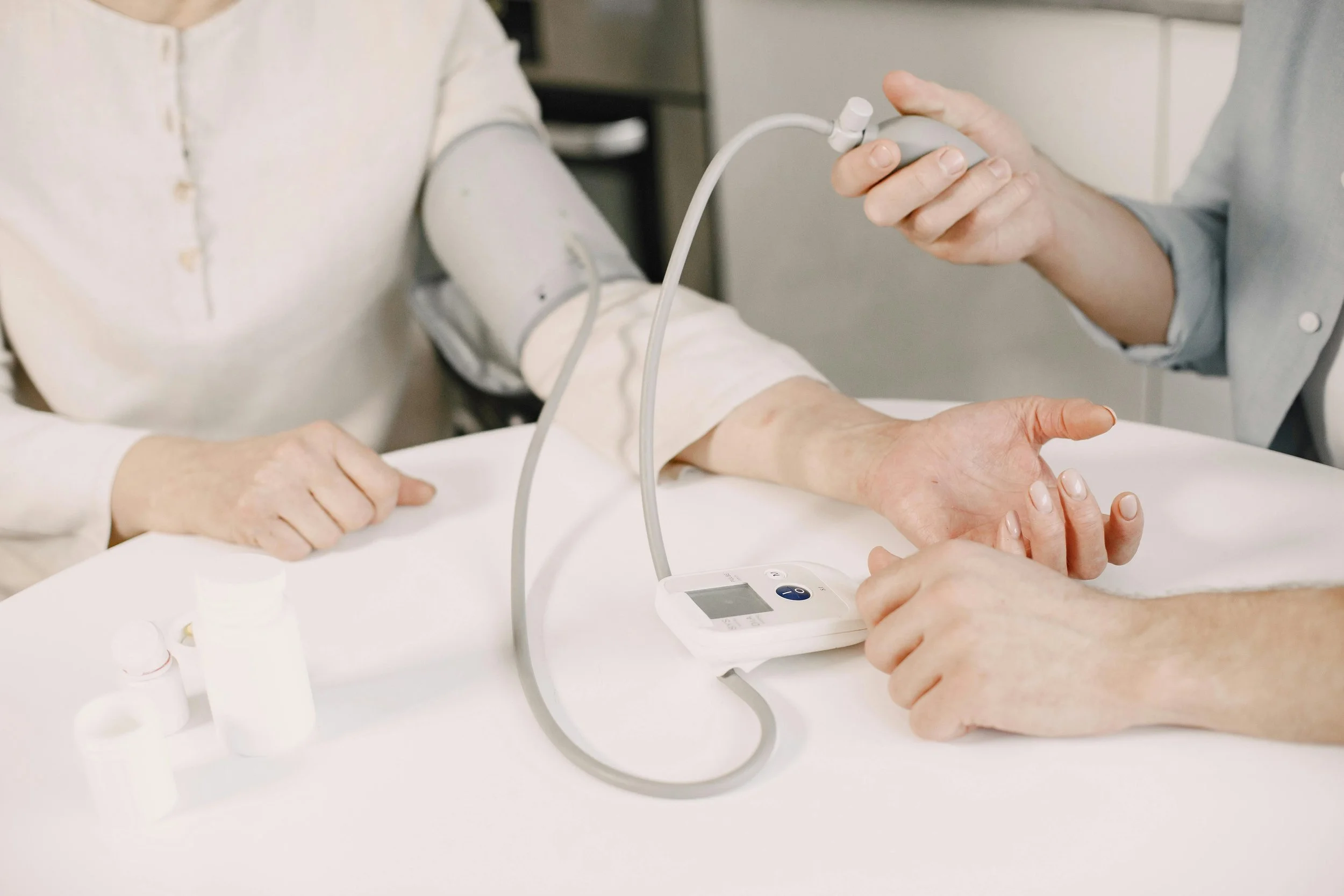 Hypertension in South Africa: Symptoms, Risks &amp; Treatment Guide