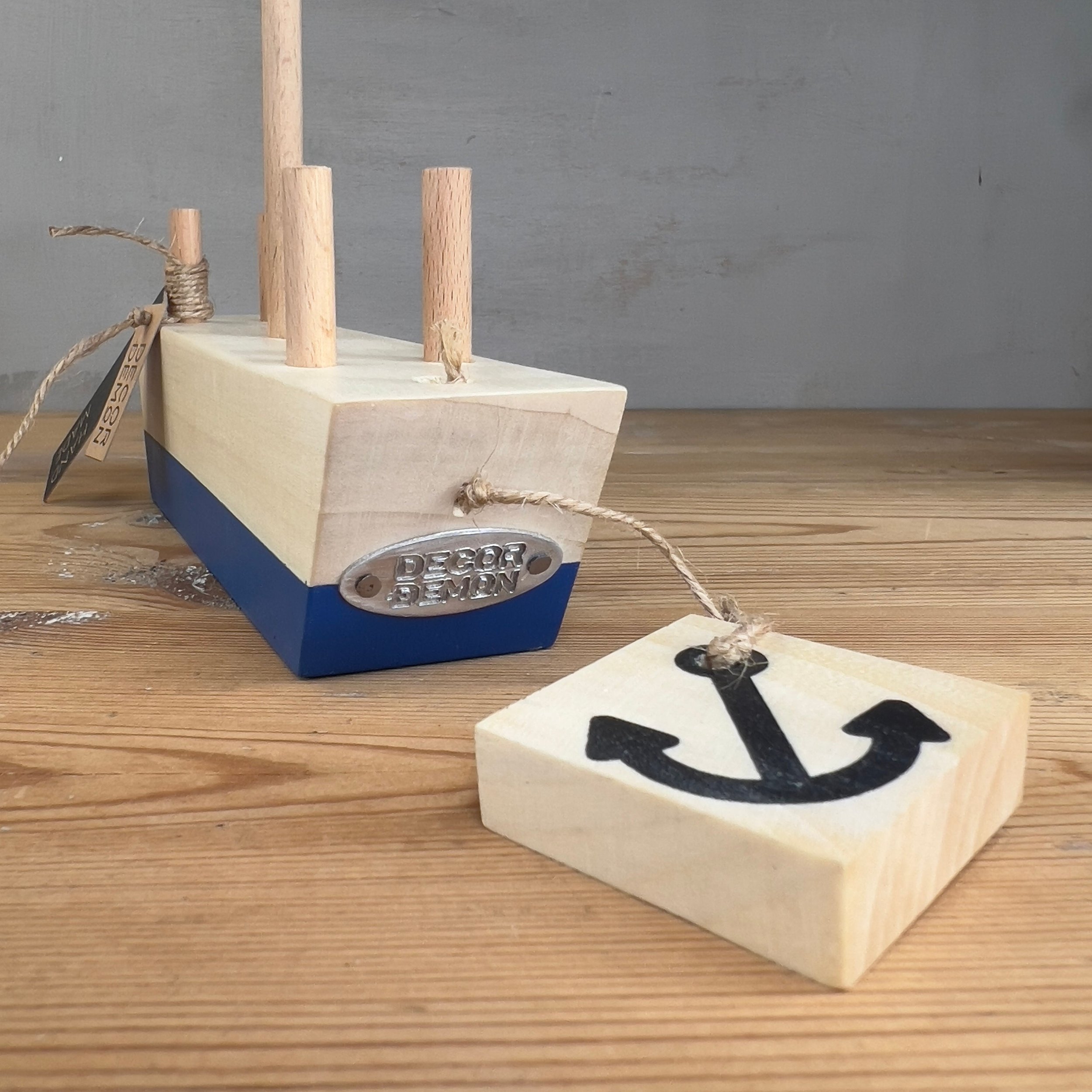 Blue boat handmade napkin holder detail 6