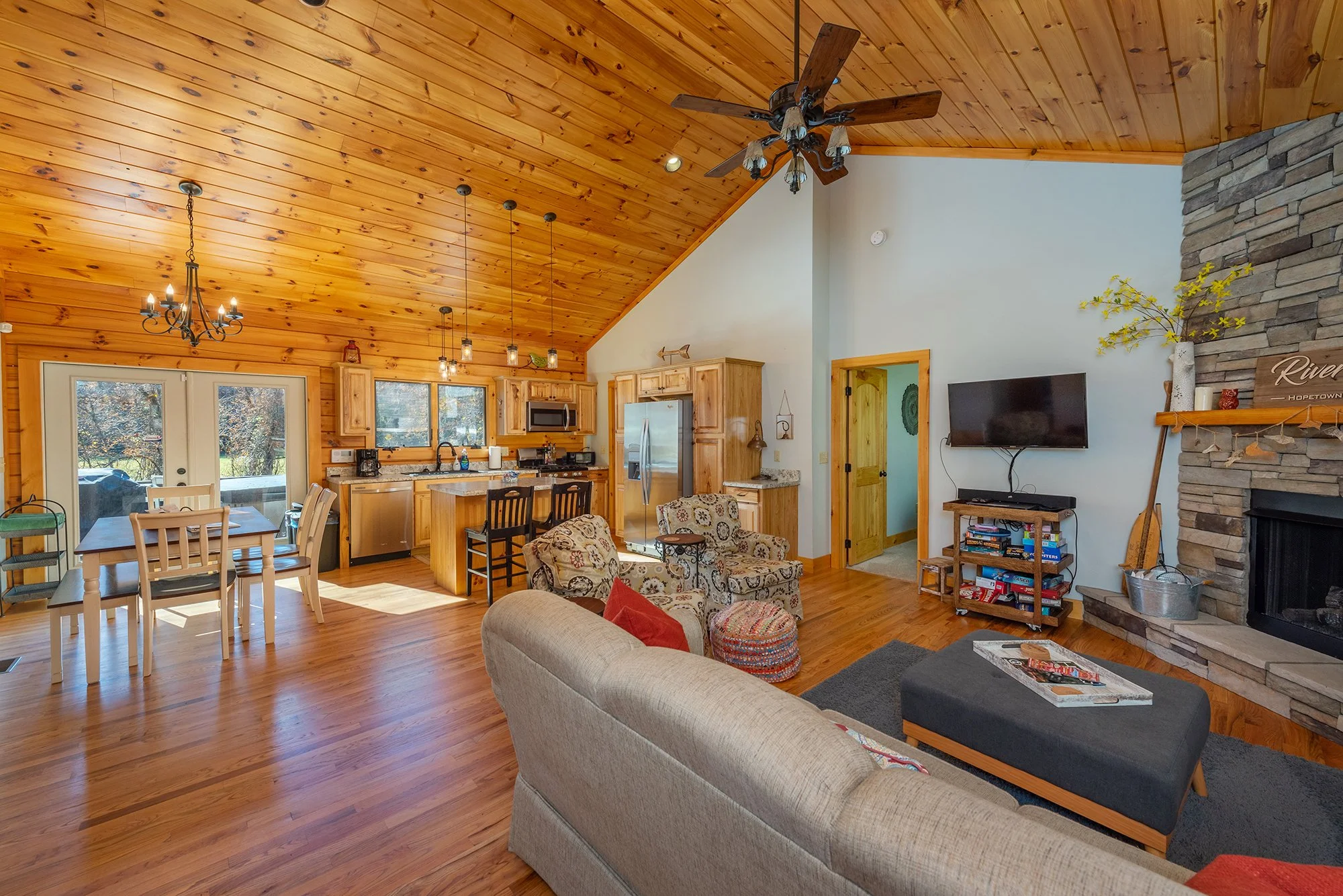 Riversong Cabin Black Mountain, NC — Hopetown Homes