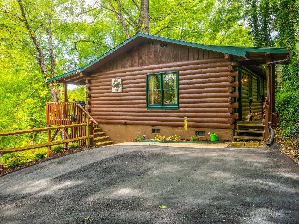 154-Cedarwood-Dr-Waynesville-15.jpg