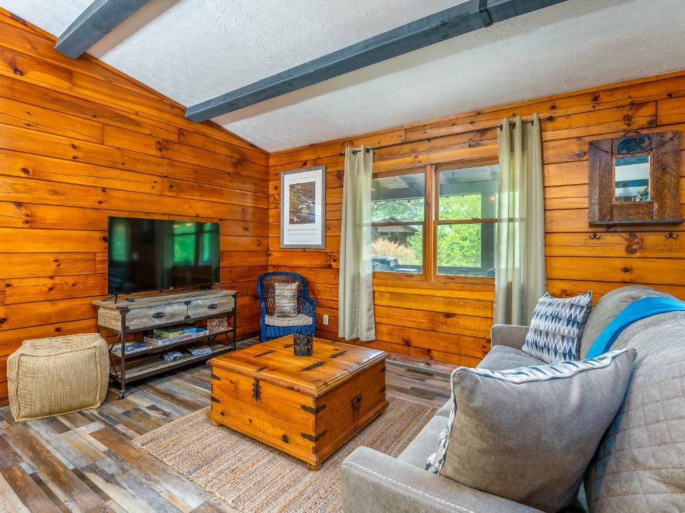 154-Cedarwood-Dr-Waynesville-4.jpg
