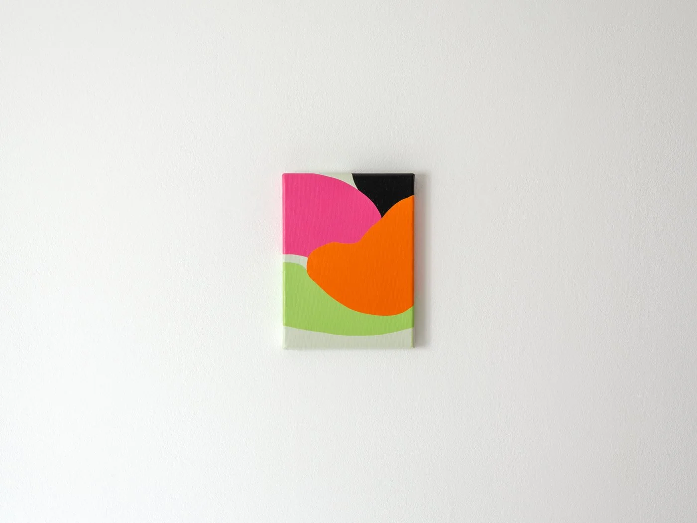 Kristina Nuleši, Orange field, 2025, acrylic on canvas, 24 x 18 x 2 cm (private collection)