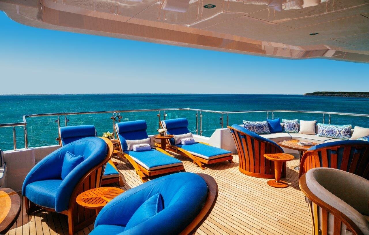 MY SEANNA 186 Delta Marine Custom - 31 2 Deck Sun Deck Seating.jpg