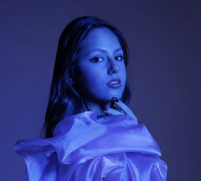 Listen to the Emotion-Fueled New Single "feeling blue" From Sindy Hoxha