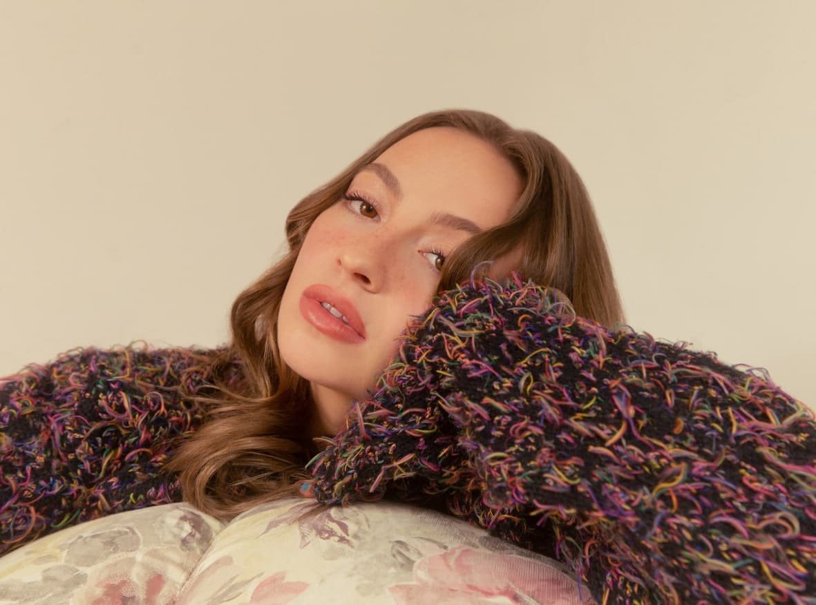 Toronto Singer-Songwriter Devon Cole Releases Her New Single “Call U After Rehab”