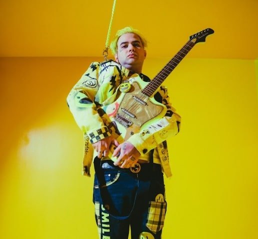 NN Music Video of the Week: "Mentally I'm Somewhere Else" by SMILEZ