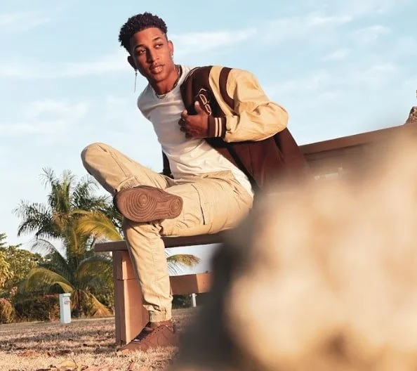 Pop Singer-Songwriter Andon Releases the Music Video for “Love Language”