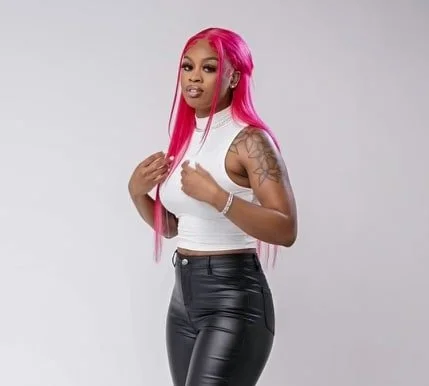 The Real Meladee Drops Her New Music Video for “Set The Tone”