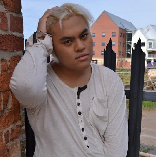 Brunei Darussalam Singer-Songwriter Iddie Mo Shares “It’s Chronic” Single/Video