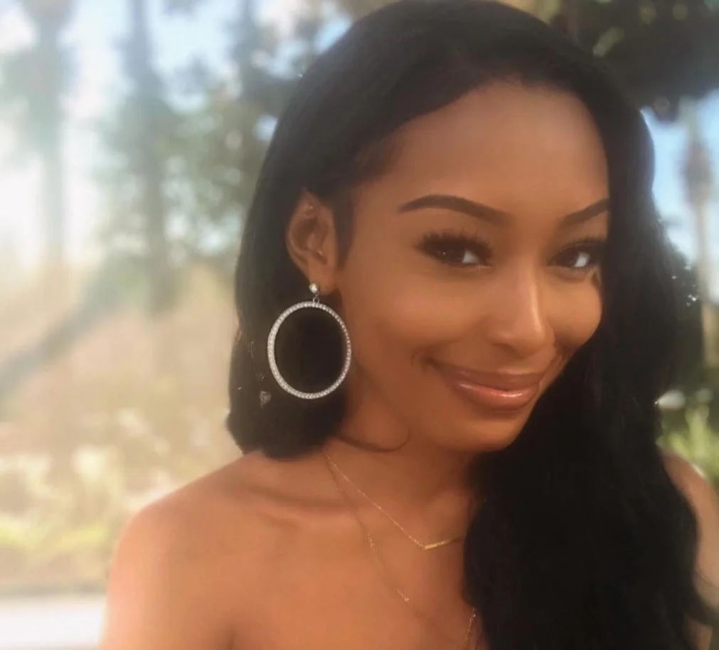 RnB Singer-Songwriter Hermosa Unveils Her New Song “Searching”