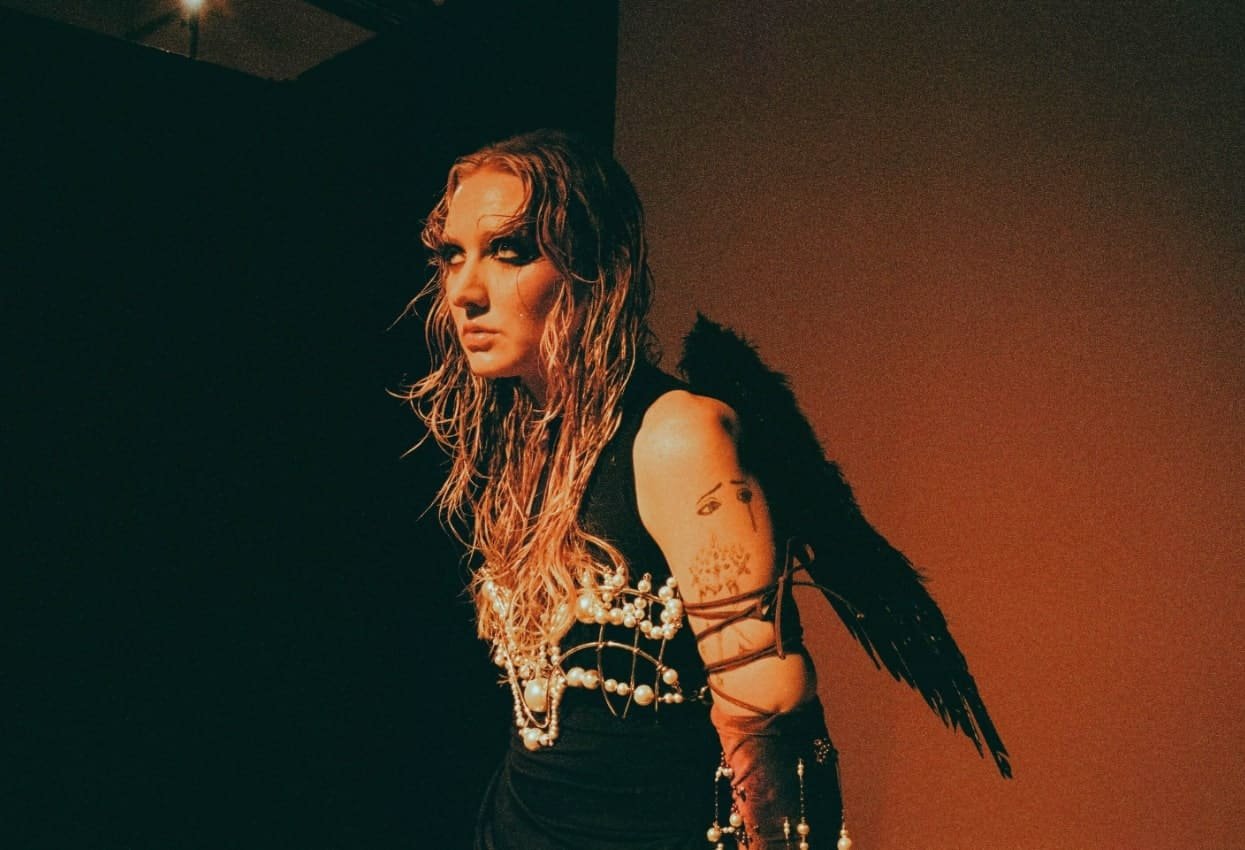 Brooklyn Artist rlyblonde Shares Her Alt-Rock Banger “Your Angel”