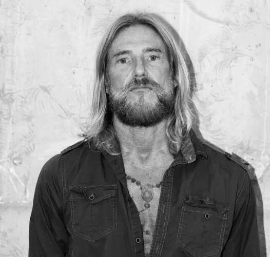 Tex Moonlight Unleashes His “Ape Shall Not Kill Ape” Clip