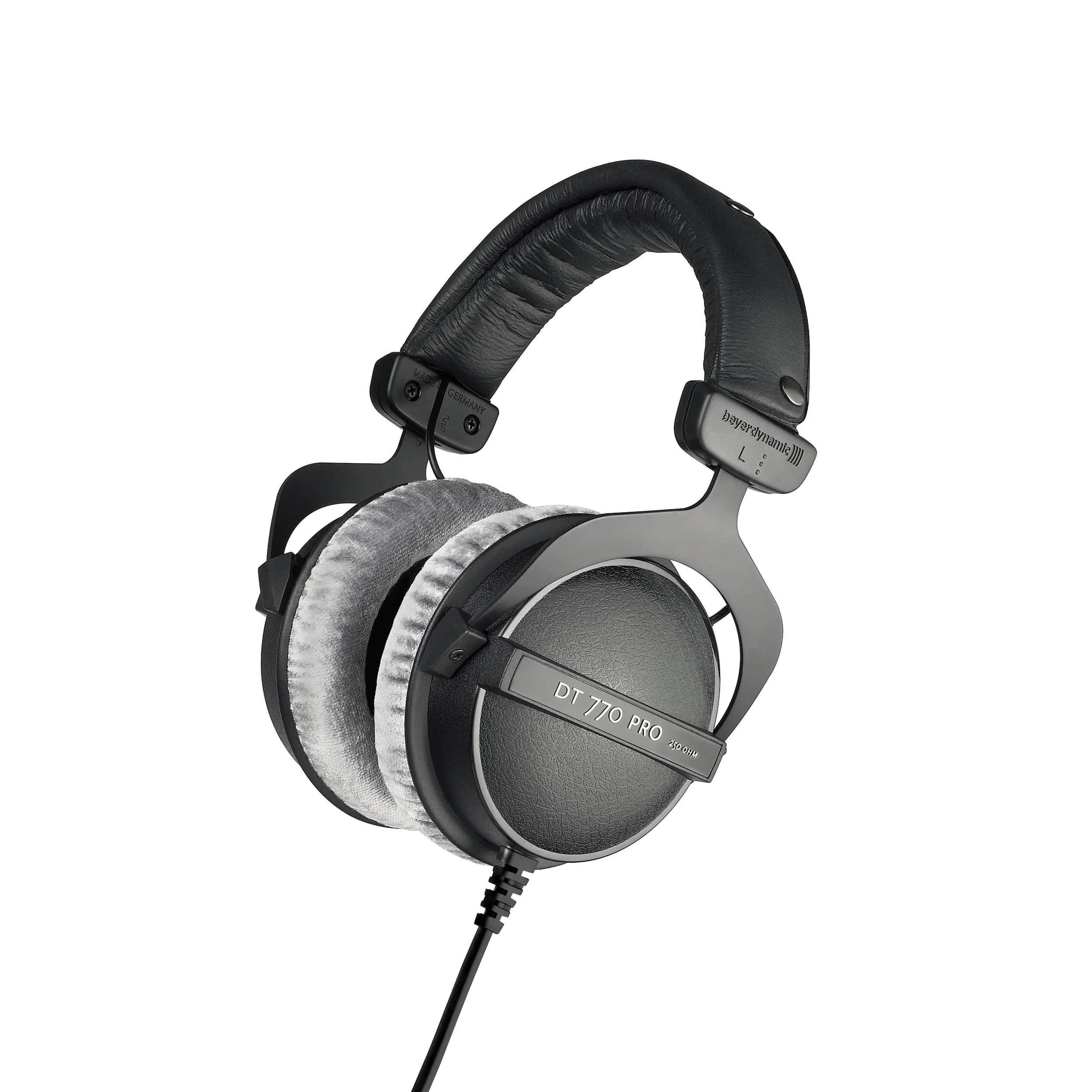 Beyerdynamic DT 770 Pro 32 Ohm Closed Studio Headphones