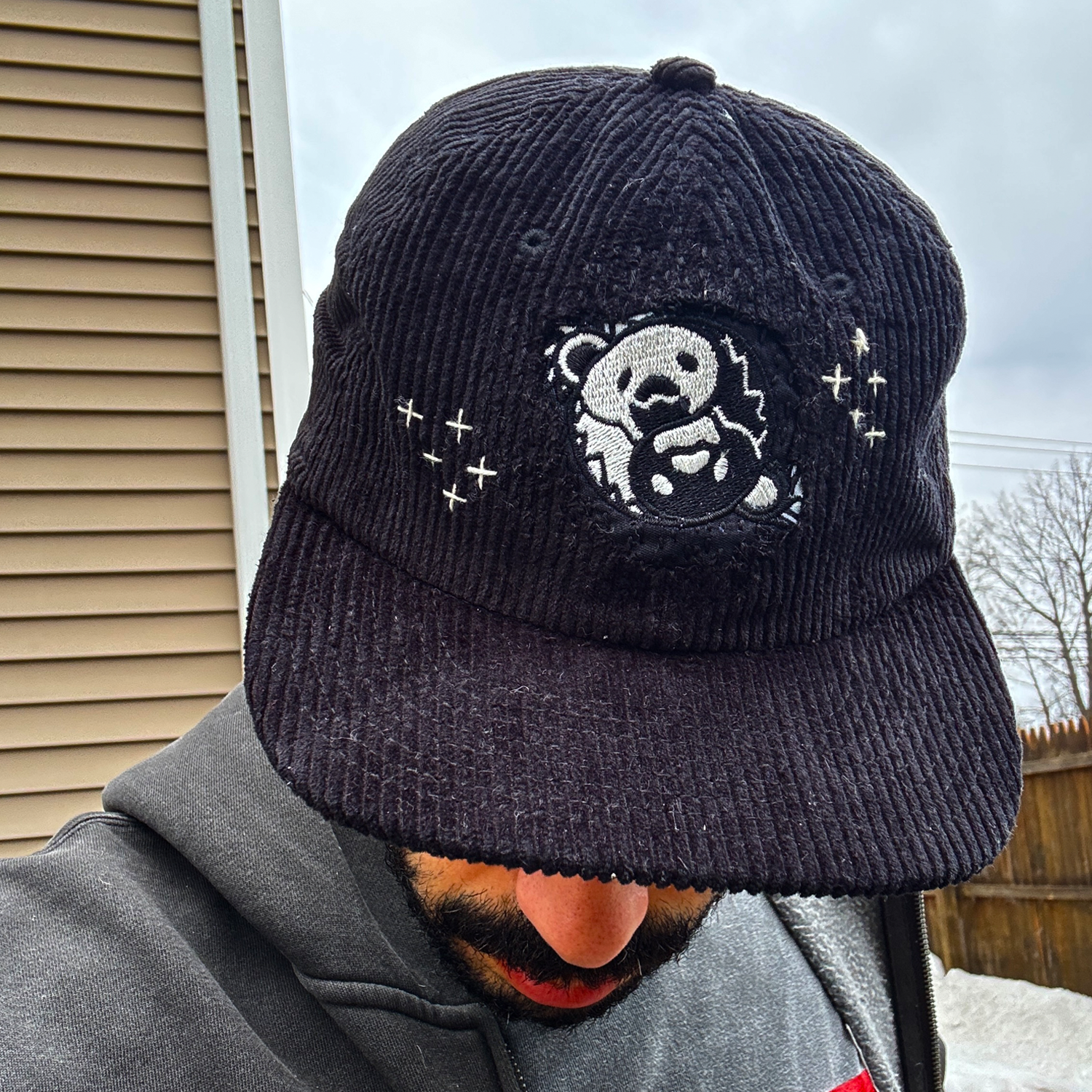 Dead Yin Yang Wearing.02.png