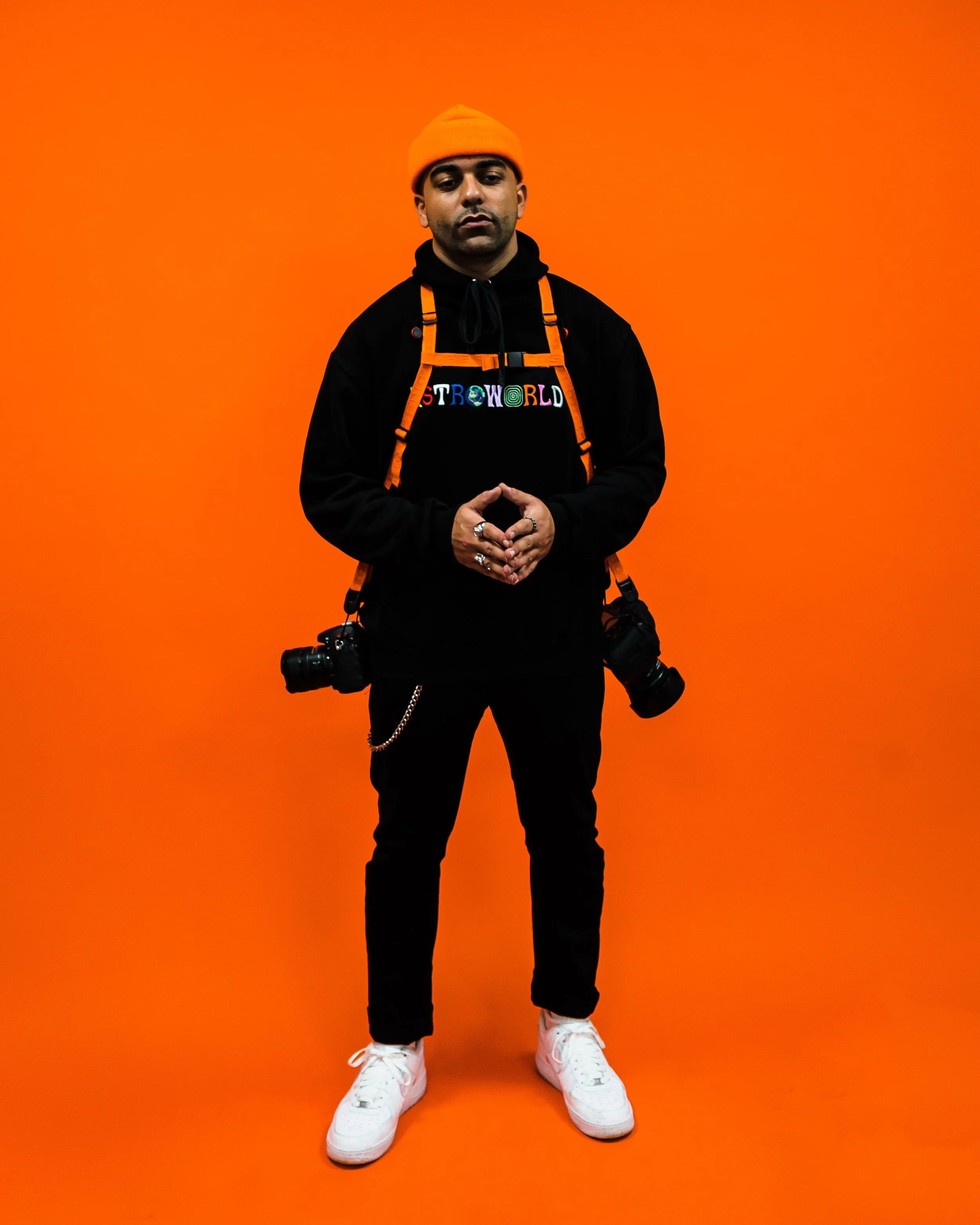 Bas_CamStrap_2.jpeg