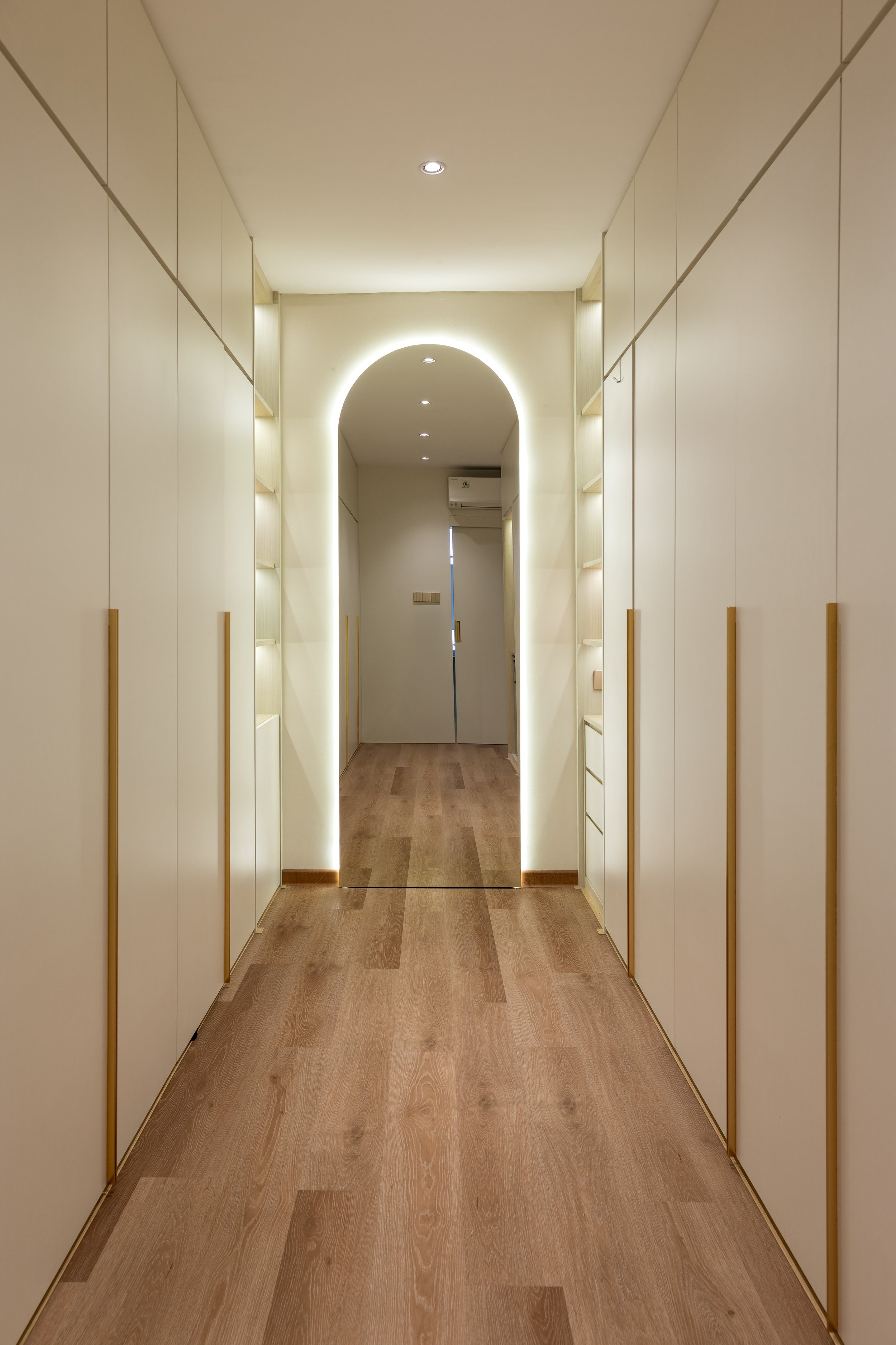 Walk in Closet