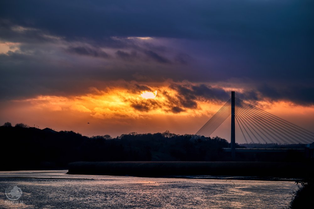Cable_Bridge_Sunset_Drogheda_Boyne_Marcin_W_Photography_23_03_24 3.jpg