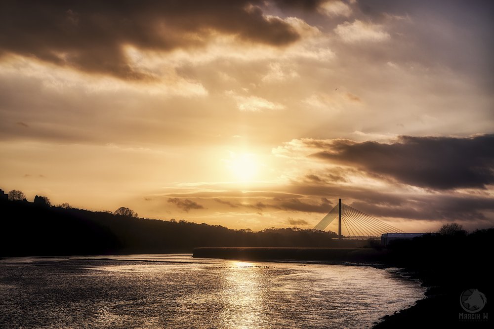 Cable_Bridge_Sunset_Drogheda_Boyne_Marcin_W_Photography_23_03_24.jpg