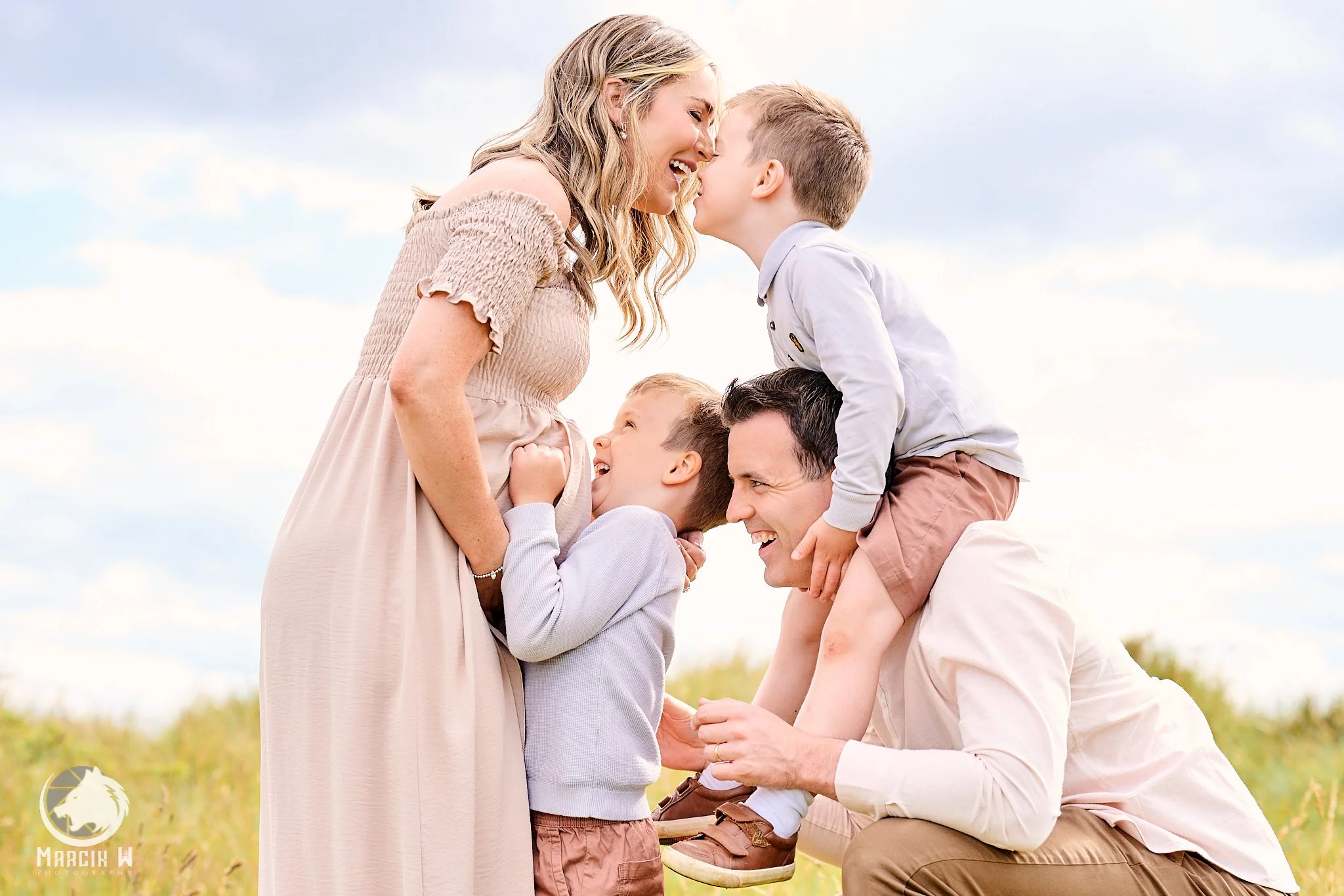 Let the kids be kids - Family &amp; Maternity Photoshoot at Mornington Beach