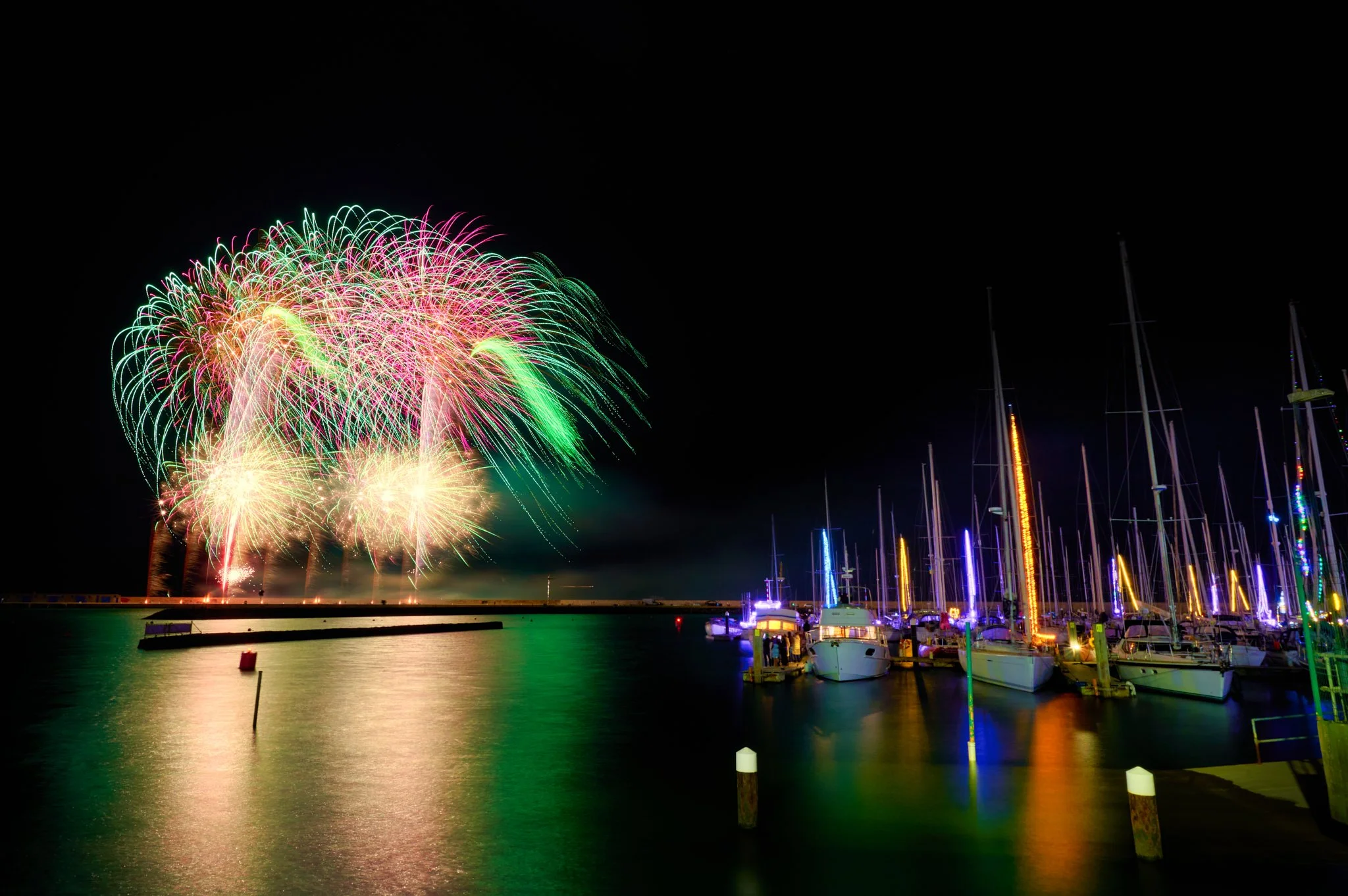 Professional event photography from the New Year’s Eve celebration in Fingal, Dublin. Capturing live performances, fire shows, street entertainment and fireworks for public events and festivals.