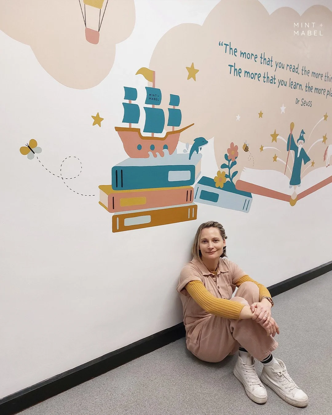 This mural was a celebration of the way books can take you off on imaginary adventures anywhere in the world 🏴&zwj;☠️⛵