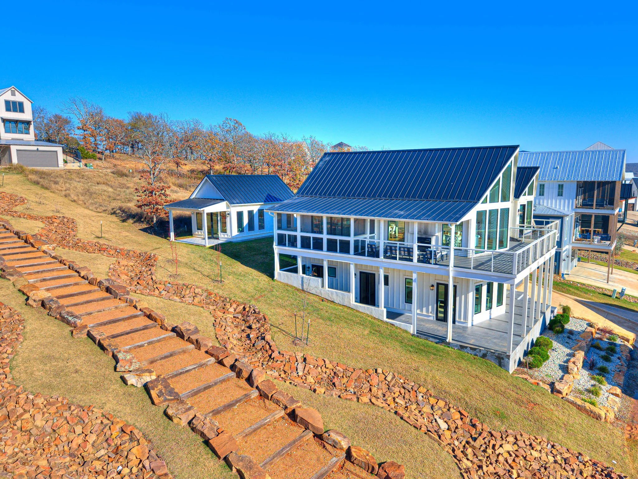 9-web-or-mls-121 Lower Green Way-9.jpg