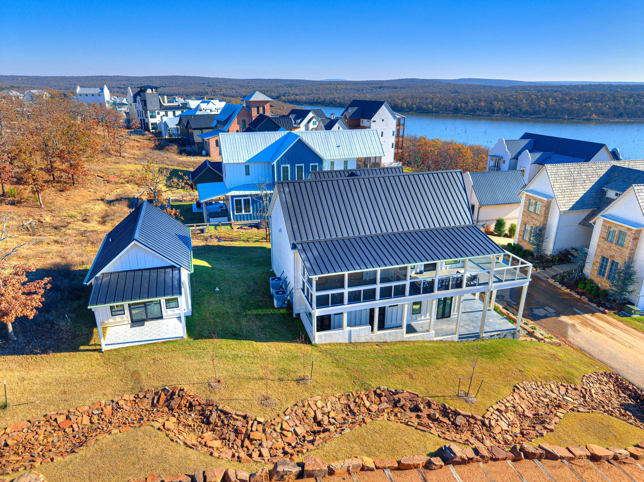 12-web-or-mls-121 Lower Green Way-12.jpg