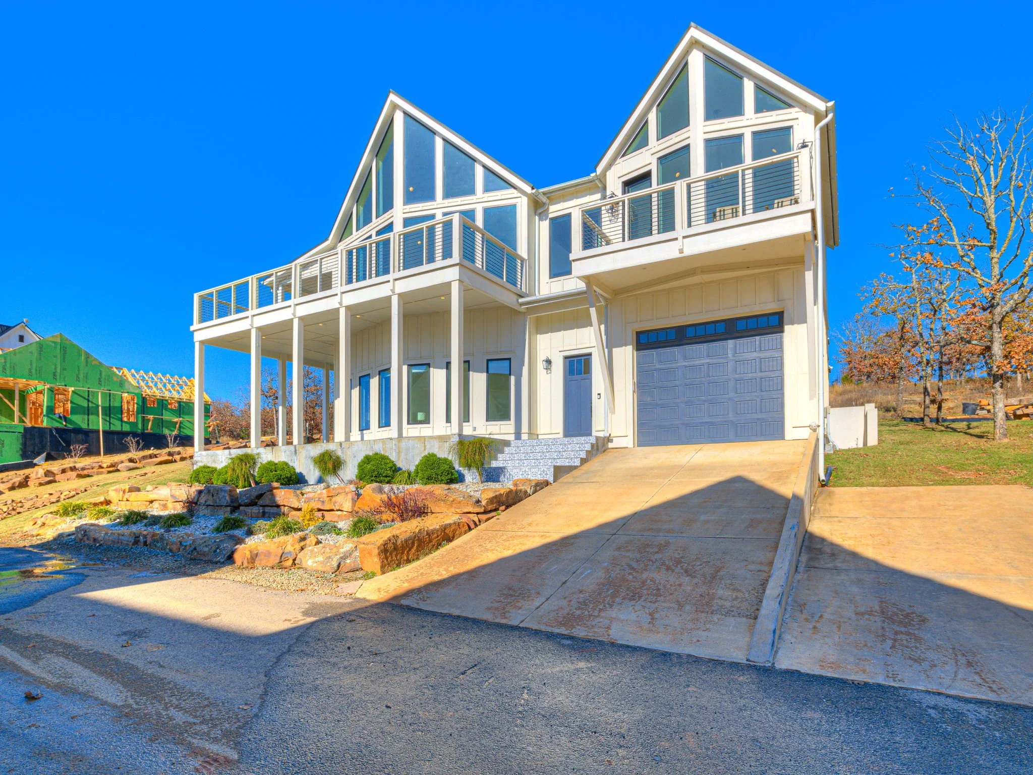 22-web-or-mls-121 Lower Green Way-22.jpg
