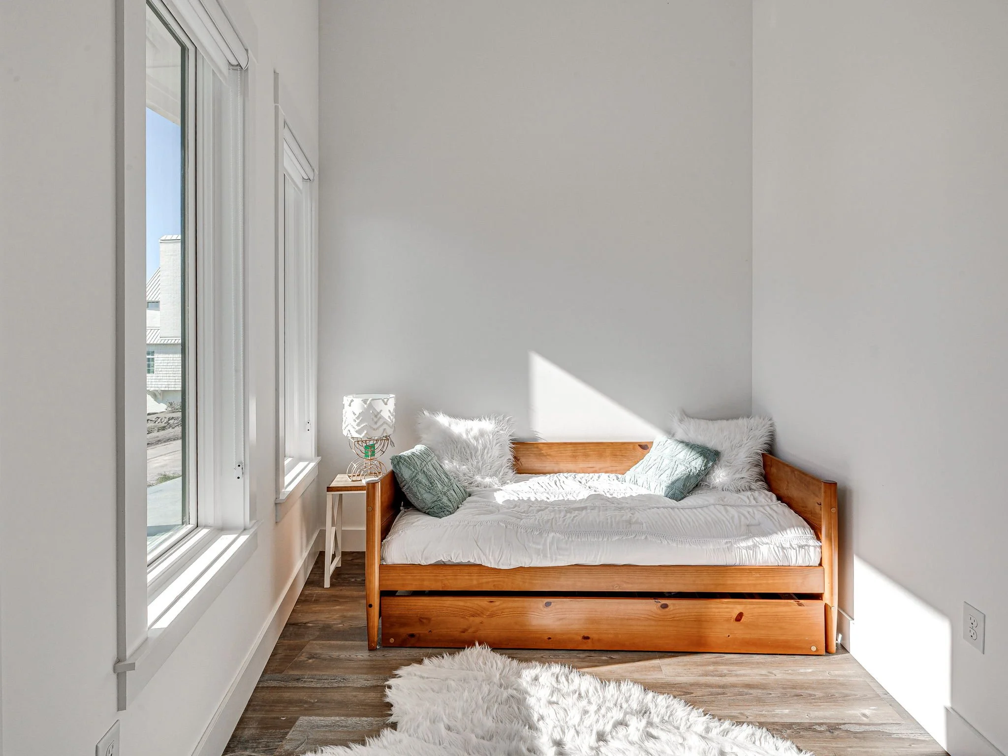 42-web-or-mls-121 Lower Green Way-42.jpg