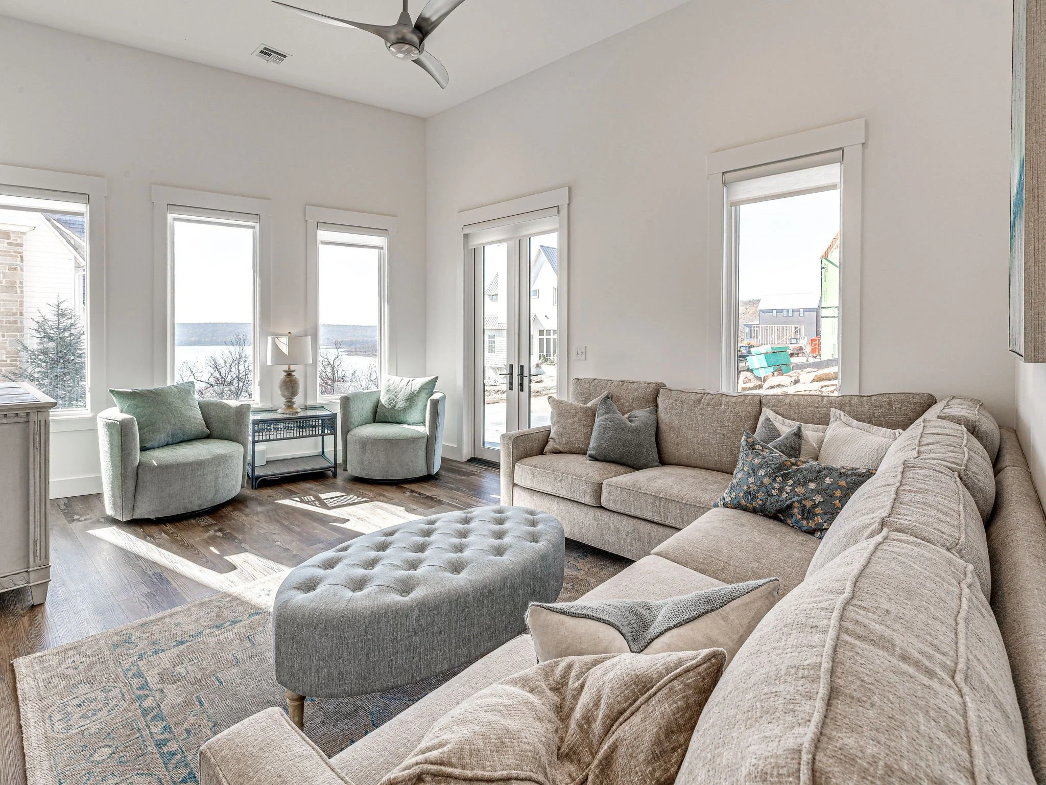 44-web-or-mls-121 Lower Green Way-44.jpg