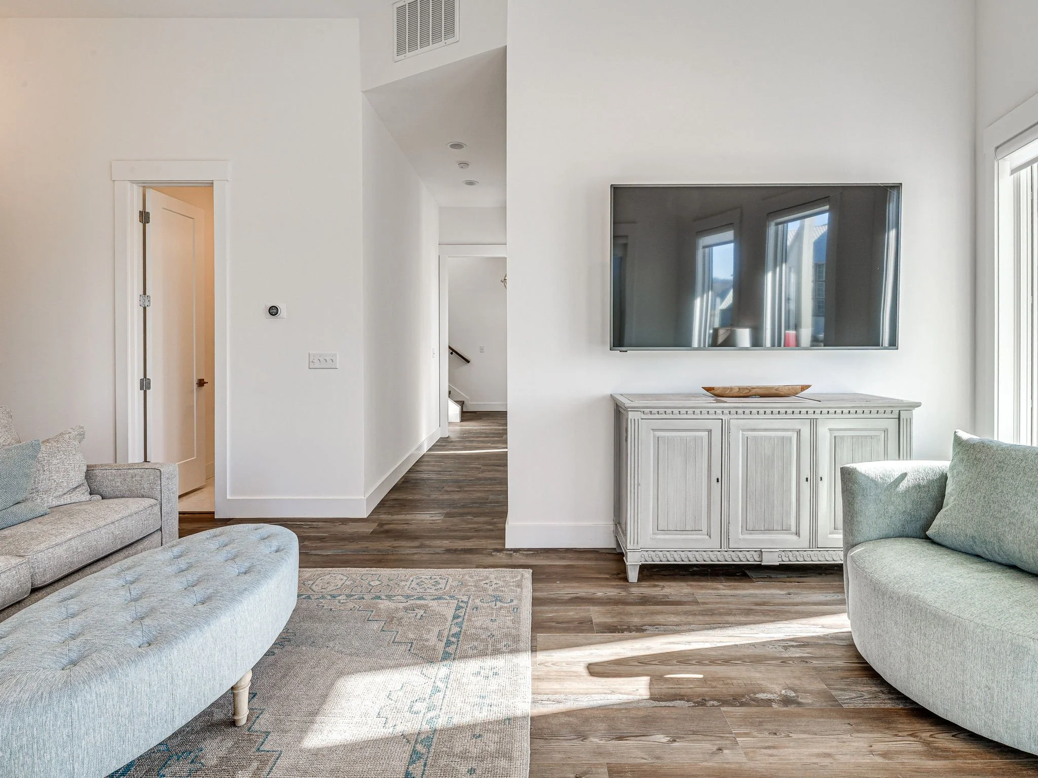 46-web-or-mls-121 Lower Green Way-46.jpg