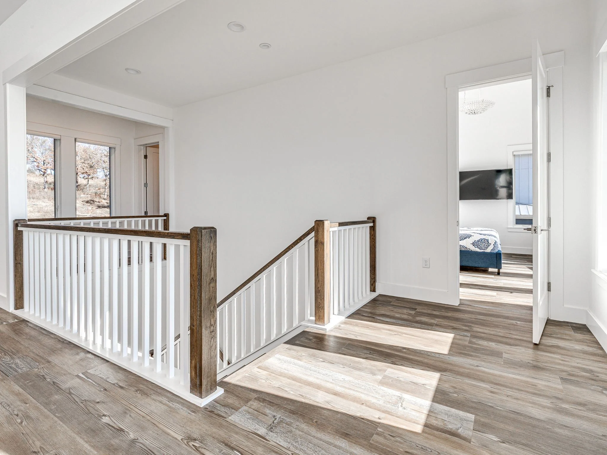 59-web-or-mls-121 Lower Green Way-59.jpg