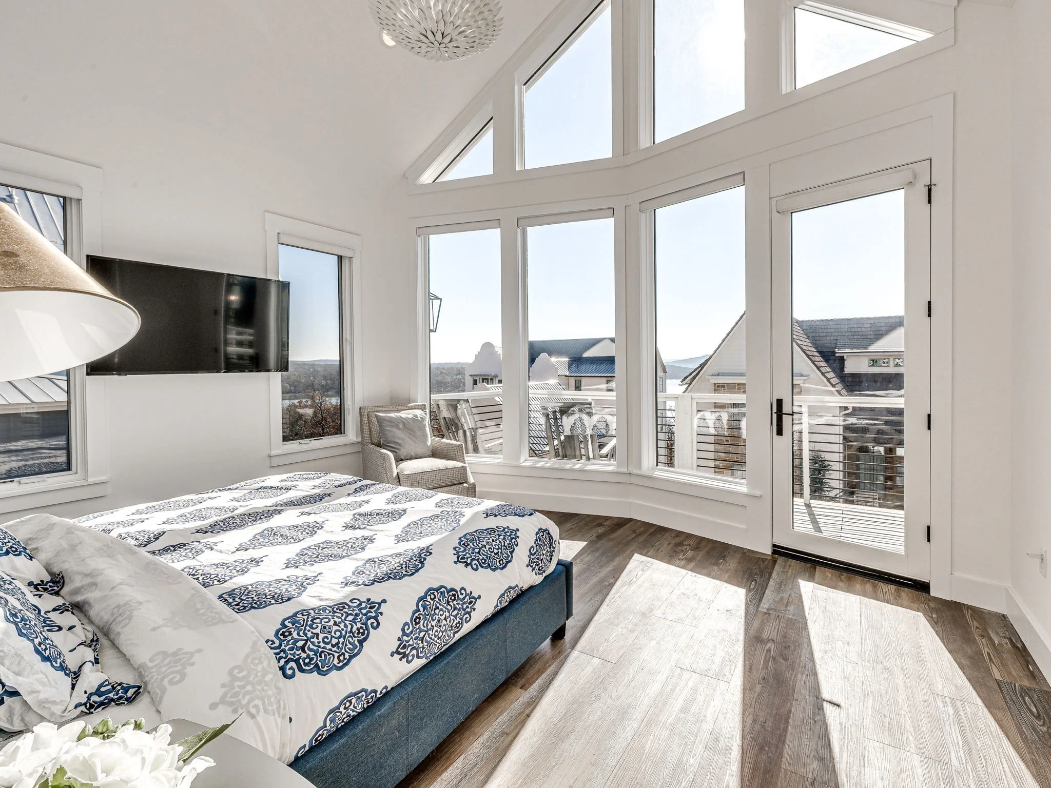 62-web-or-mls-121 Lower Green Way-62.jpg