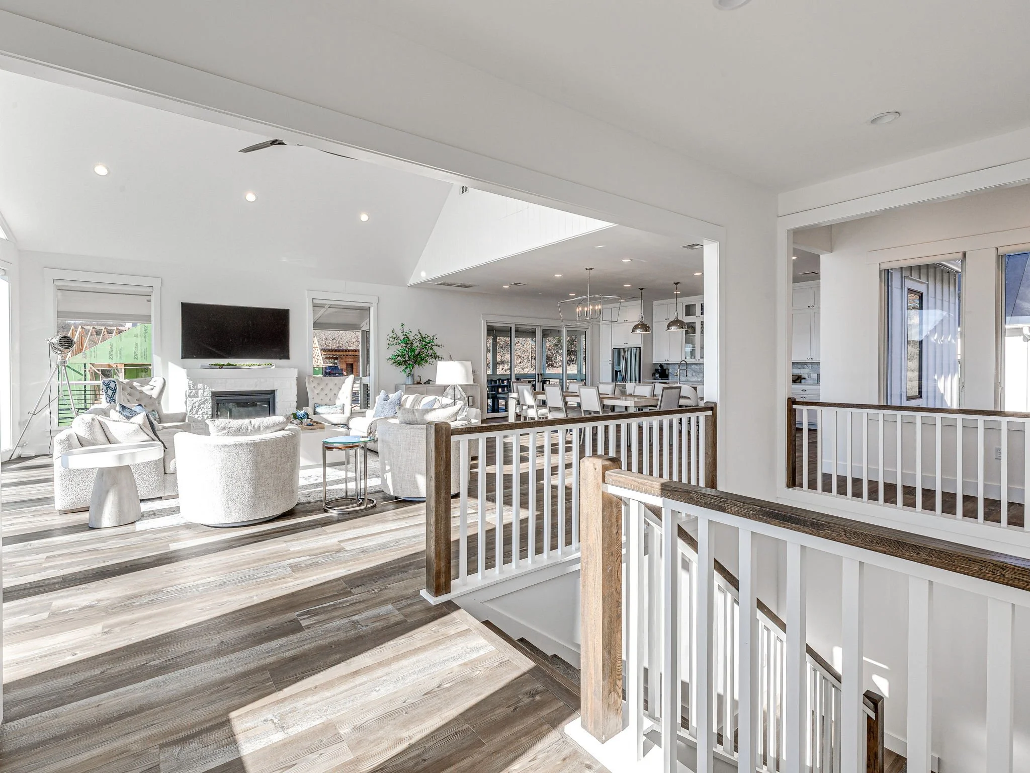 67-web-or-mls-121 Lower Green Way-67.jpg