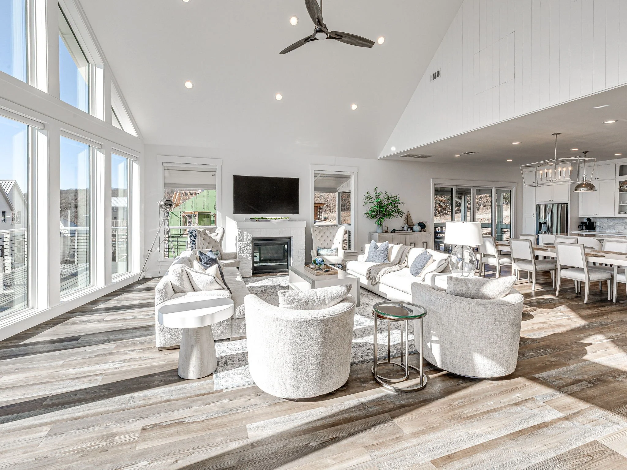 68-web-or-mls-121 Lower Green Way-68.jpg