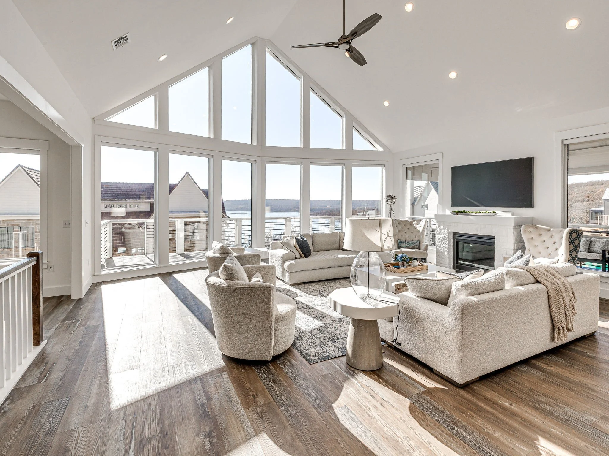 69-web-or-mls-121 Lower Green Way-69.jpg