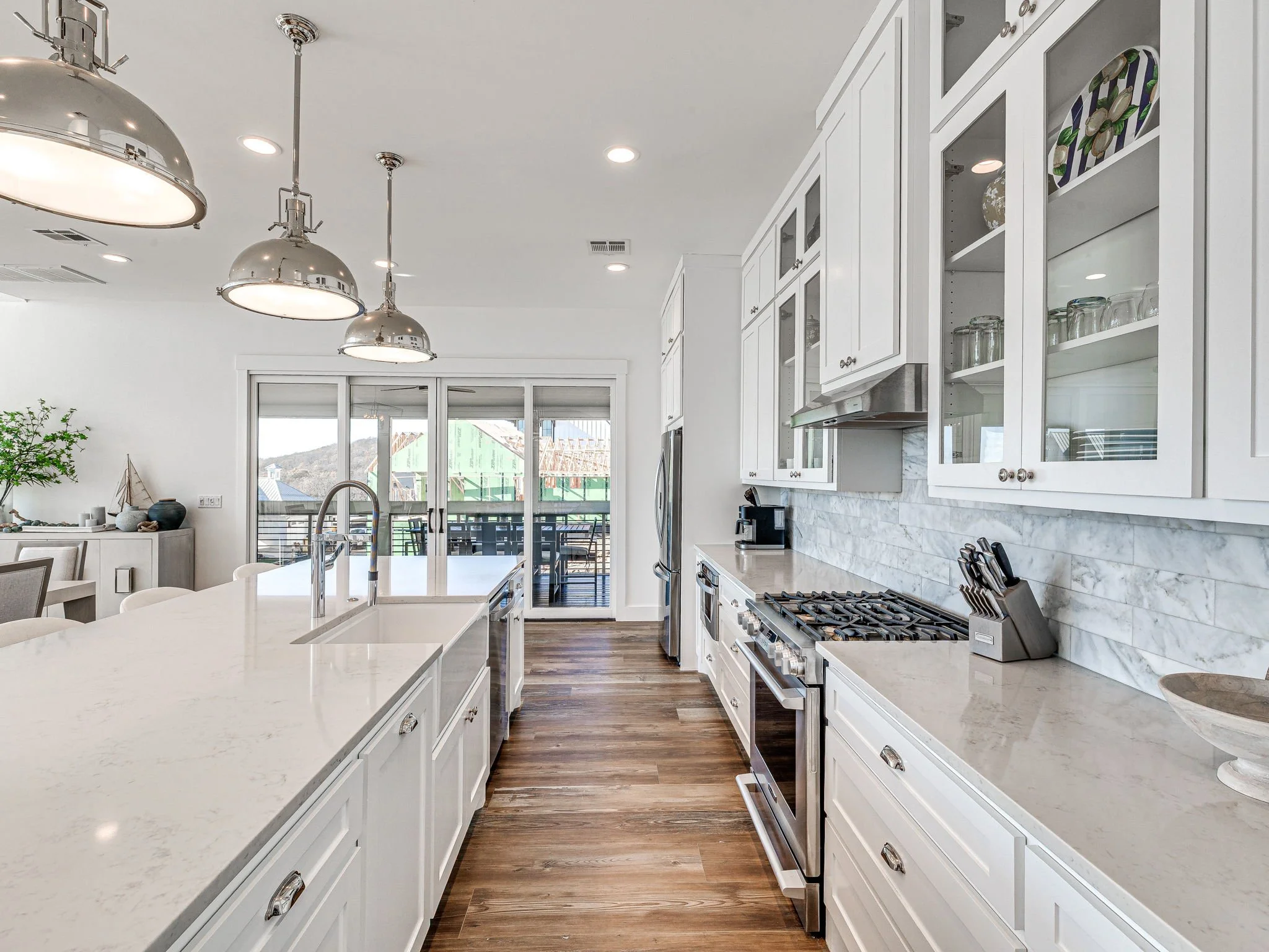 83-web-or-mls-121 Lower Green Way-83.jpg